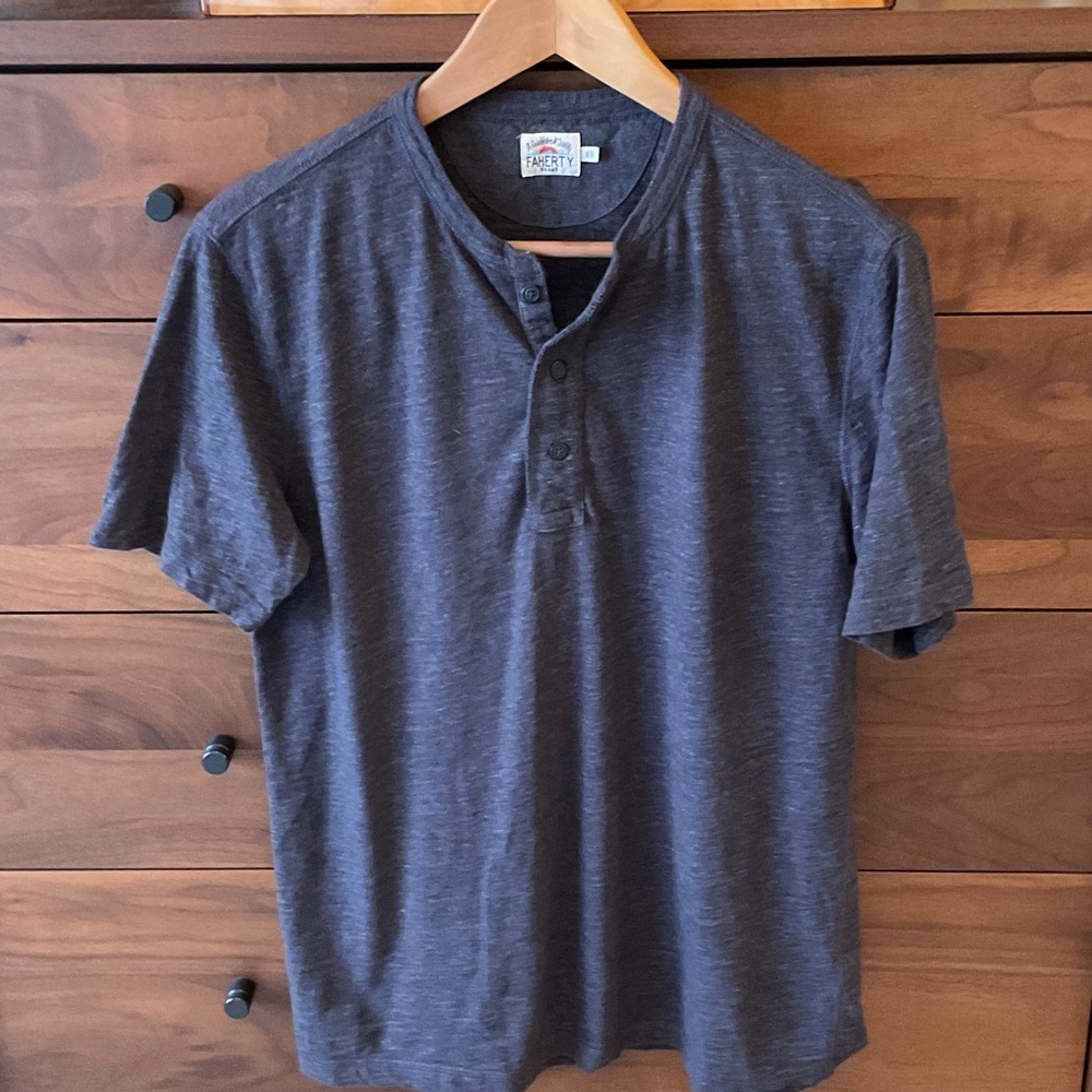 Faherty Short Sleeve Henley